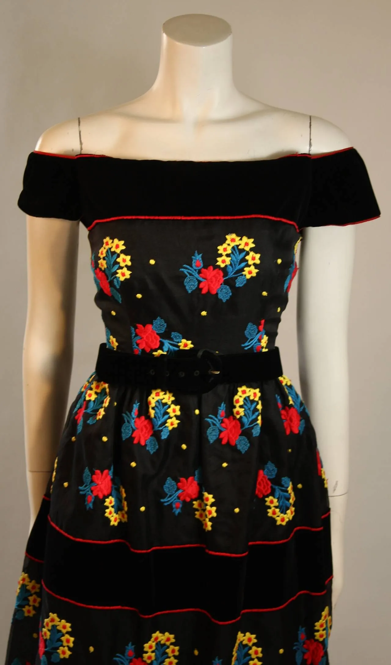 ARNOLD SCAASI Black Velvet Embroidered Gown with Belt