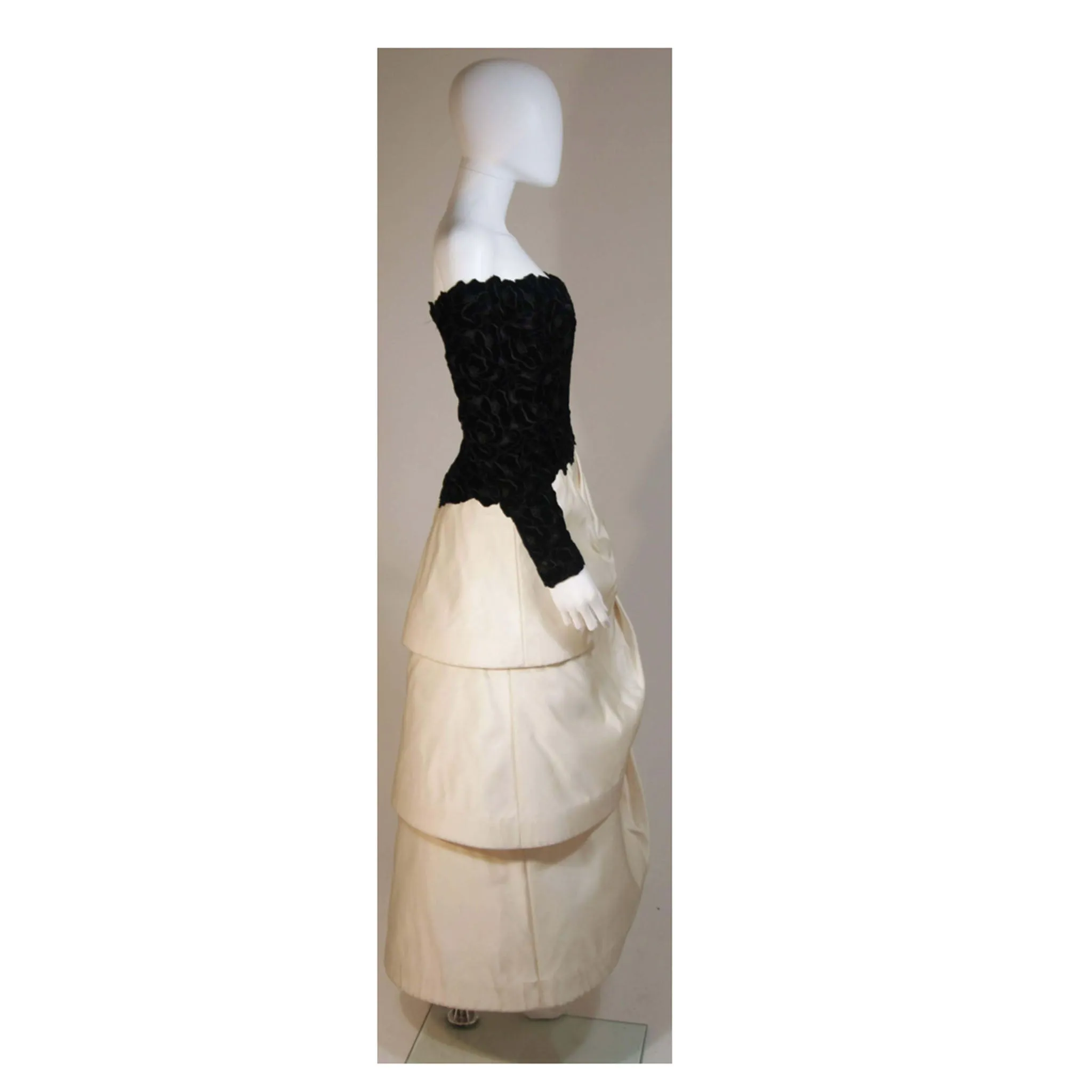 ARNOLD SCAASI Black Velvet Floral Design Gown Size 12-14