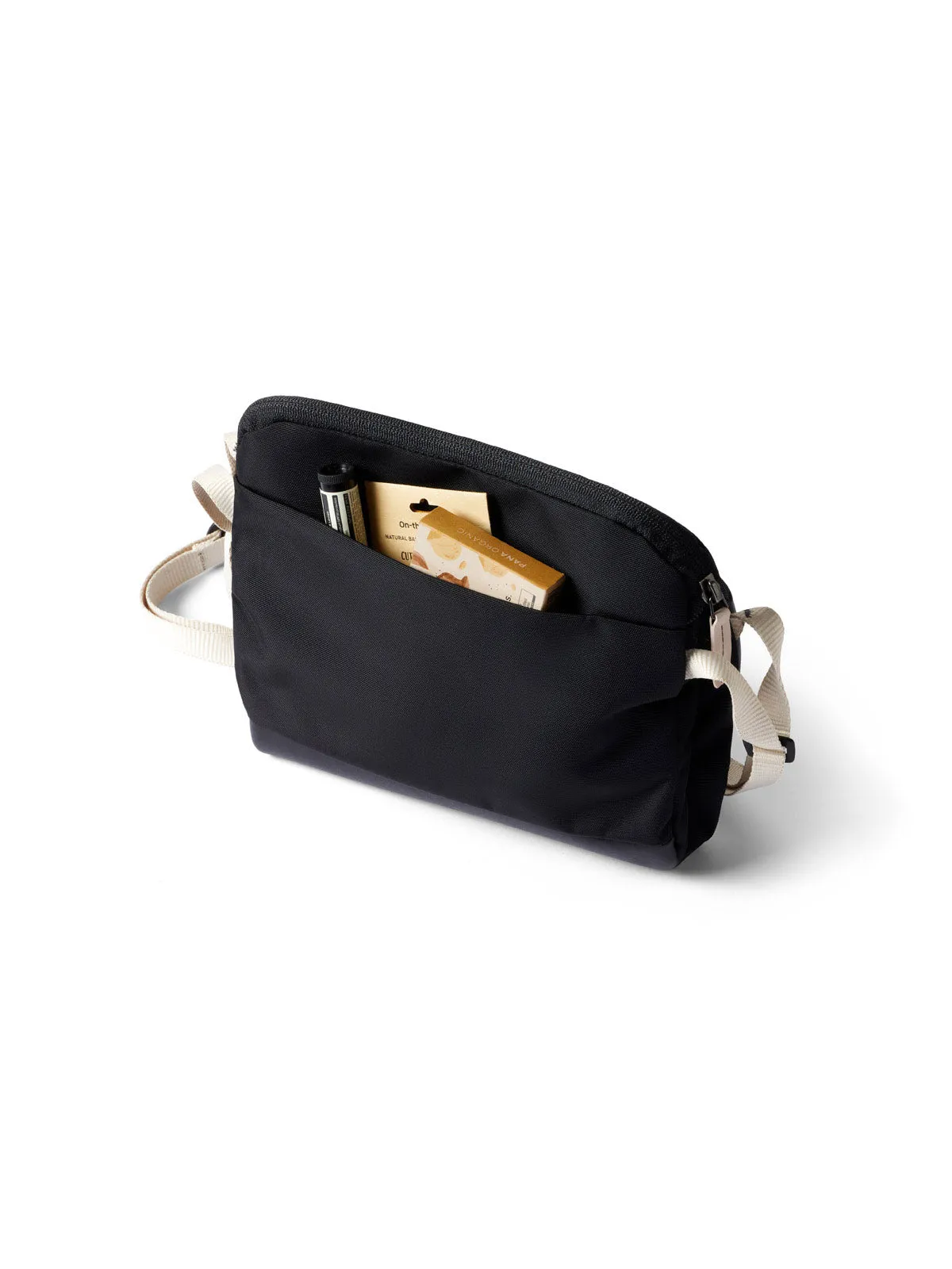 Bellroy City Pouch Plus Premium Edition Black Sand