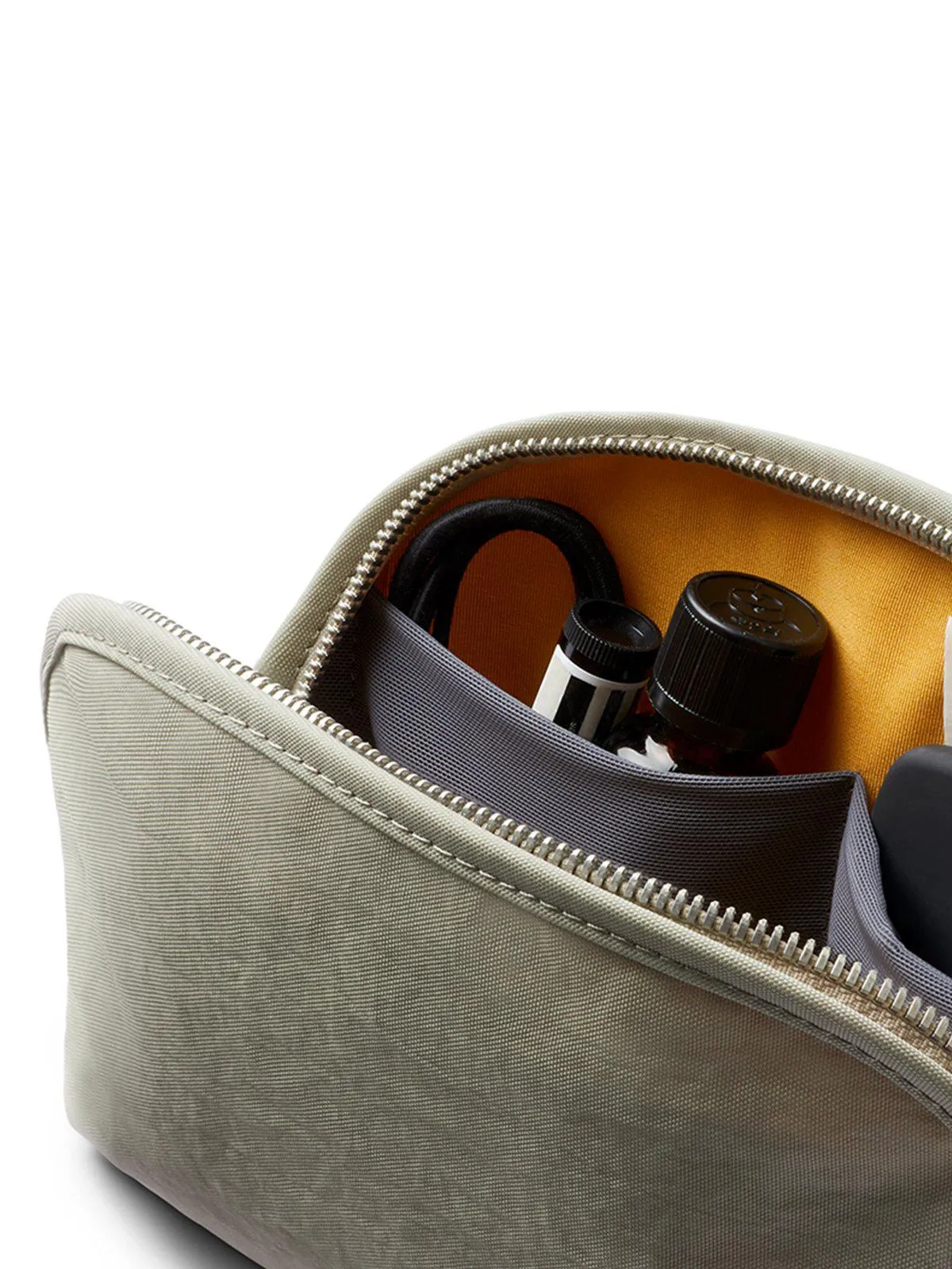 Bellroy Classic Pouch Lunar Recycled