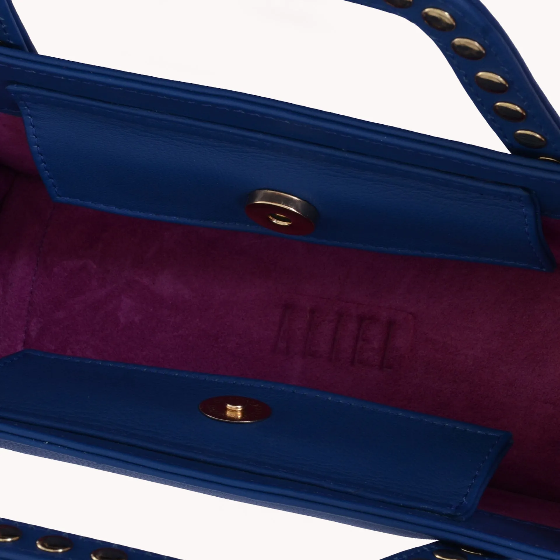 Navy Jalila