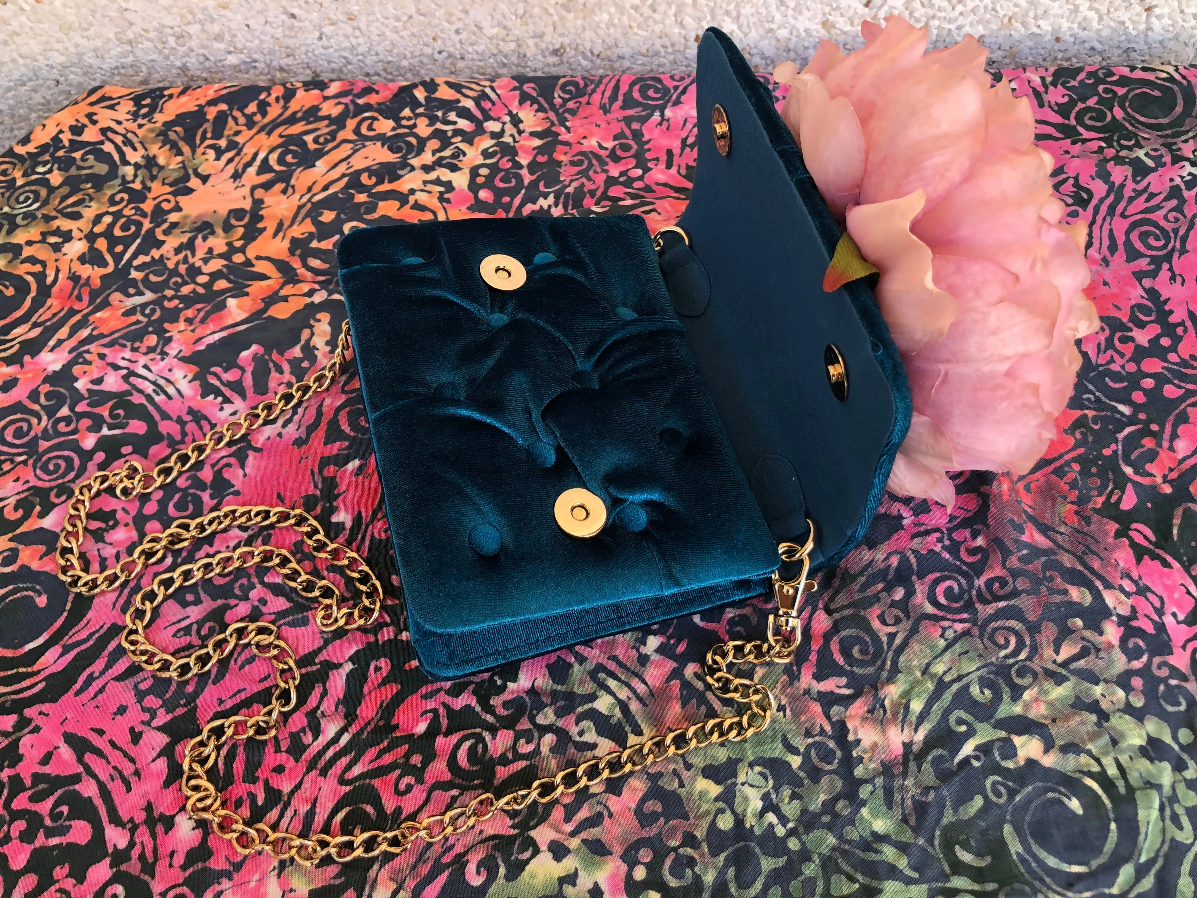 Rose Clutch