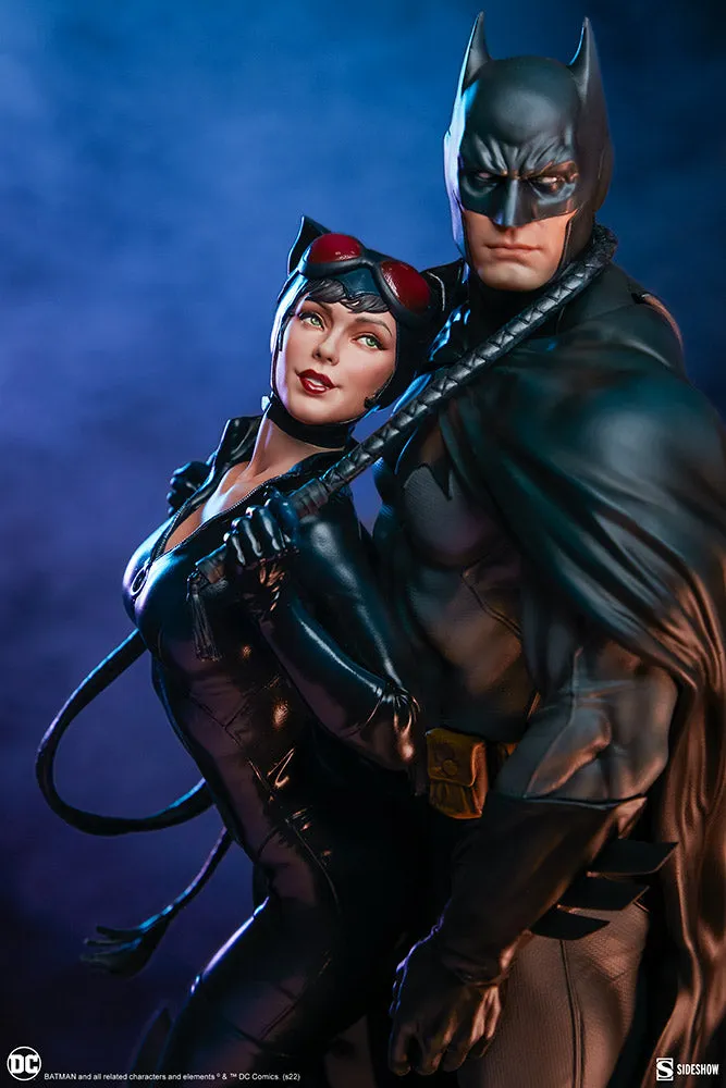 Sideshow Collectibles - DC Comics Diorama - Batman and Catwoman