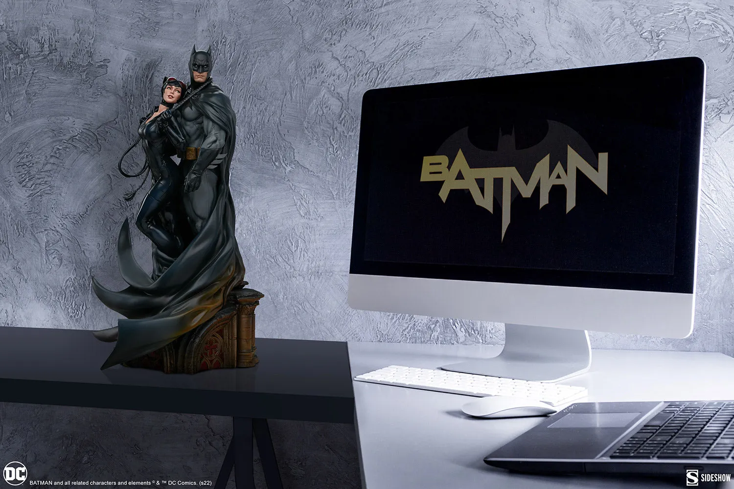 Sideshow Collectibles - DC Comics Diorama - Batman and Catwoman