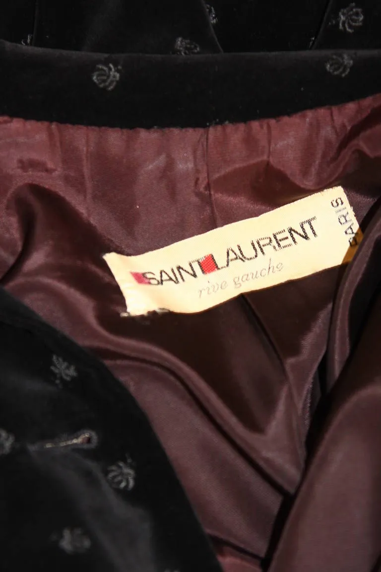 YVES SAINT LAURENT 1970s Black Velvet Blazer Nehru Collar